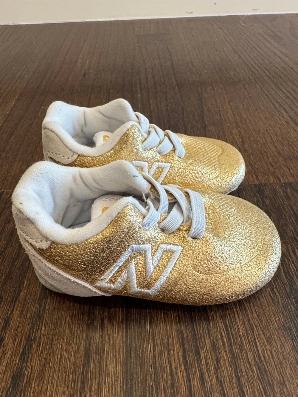 New Balance 574 V1 Crib Sneakers Gold Metallic Baby Size 2 Soft Sole